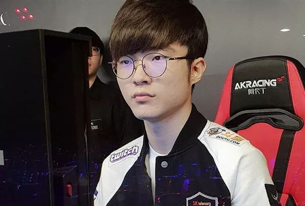 其他选手突 其他选手突